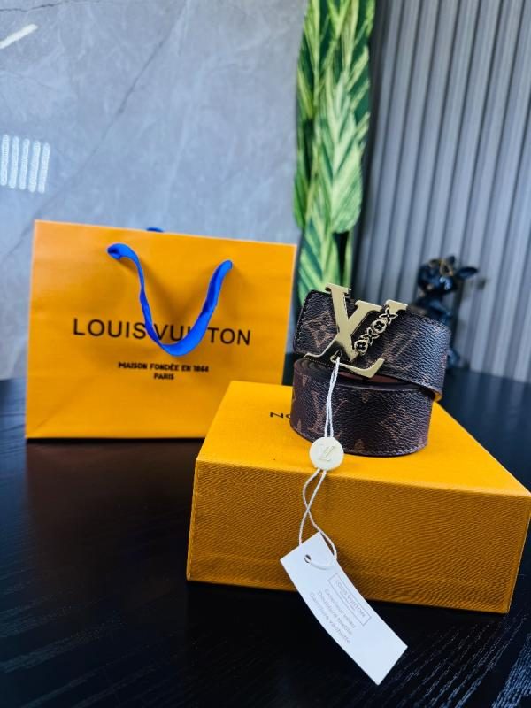 FAJA LOUIS VUITTON CAFÉ/ HEBILLA DORADA