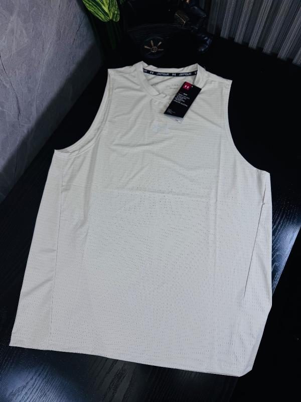 Camisa Deportiva Premium Esqueleto UNDER ARMOUR BEIGE