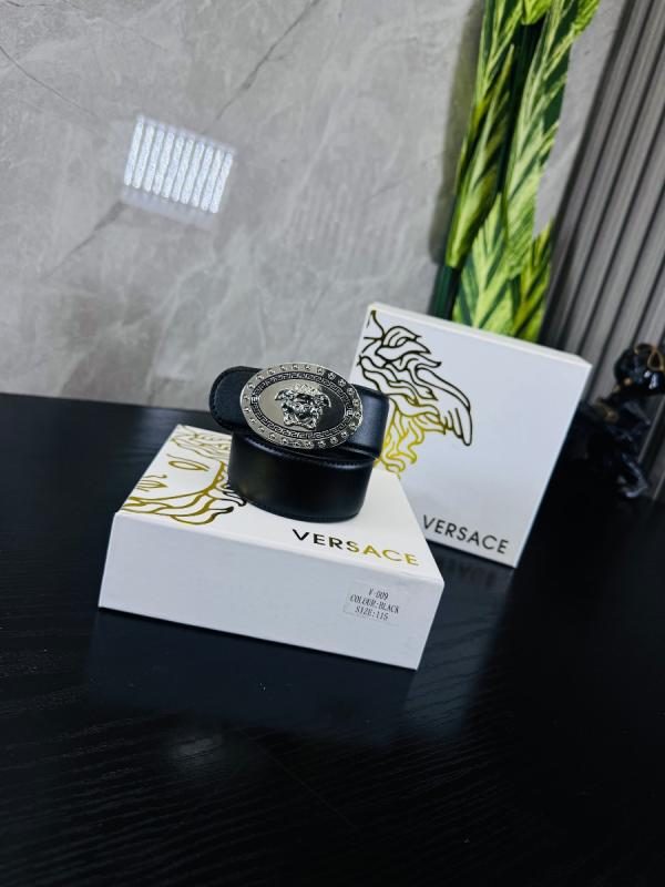 Faja Versace