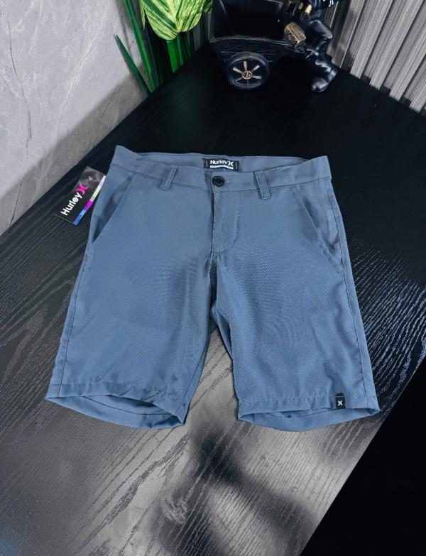 Short Tela Fría Niño GRIS OSCURO