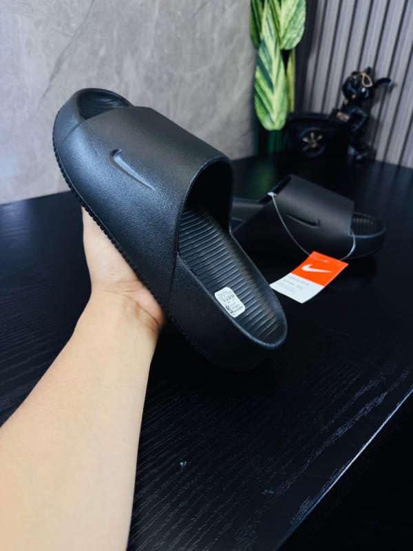 SANDALIAS NIKE CALM NEGRA