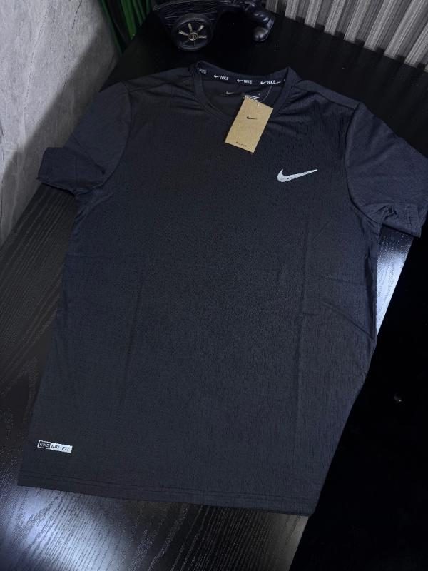 Camisa Deportiva Premium con Mangas NIKE NEGRA