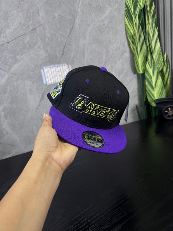 GORRA PLANA LAKERS