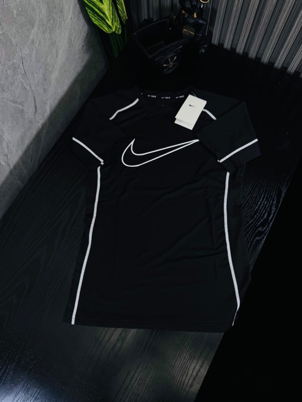 Camisa Derportiva Premium con Mangas NIKE