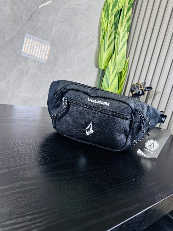 Cangureras VOLCOM NEGRA